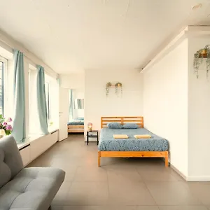 https://aspen-lodge-in-the-center-of-antwerp.hotelsghent.com