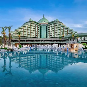 5* Üdülőközpont Delphin Palace